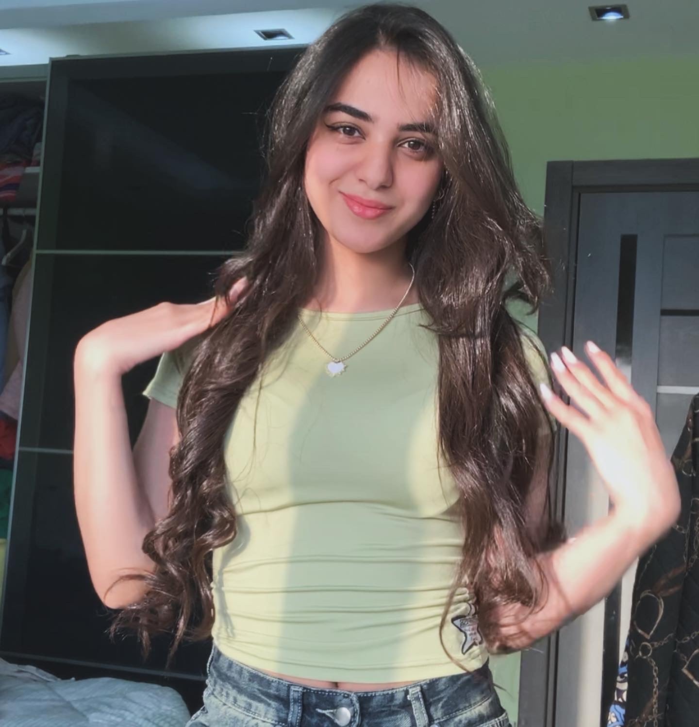 Lemon Green Round Top