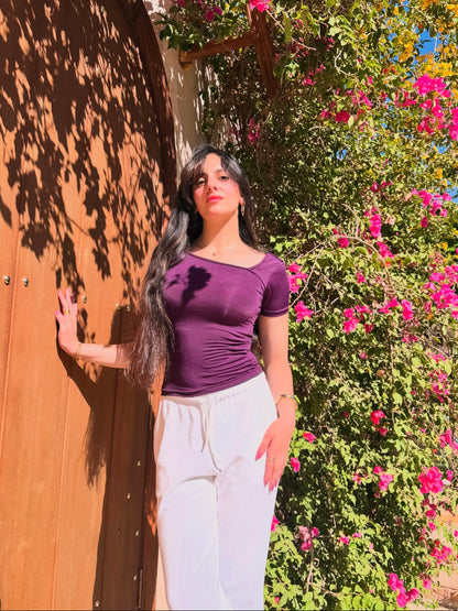 V-Cut short sleeves top