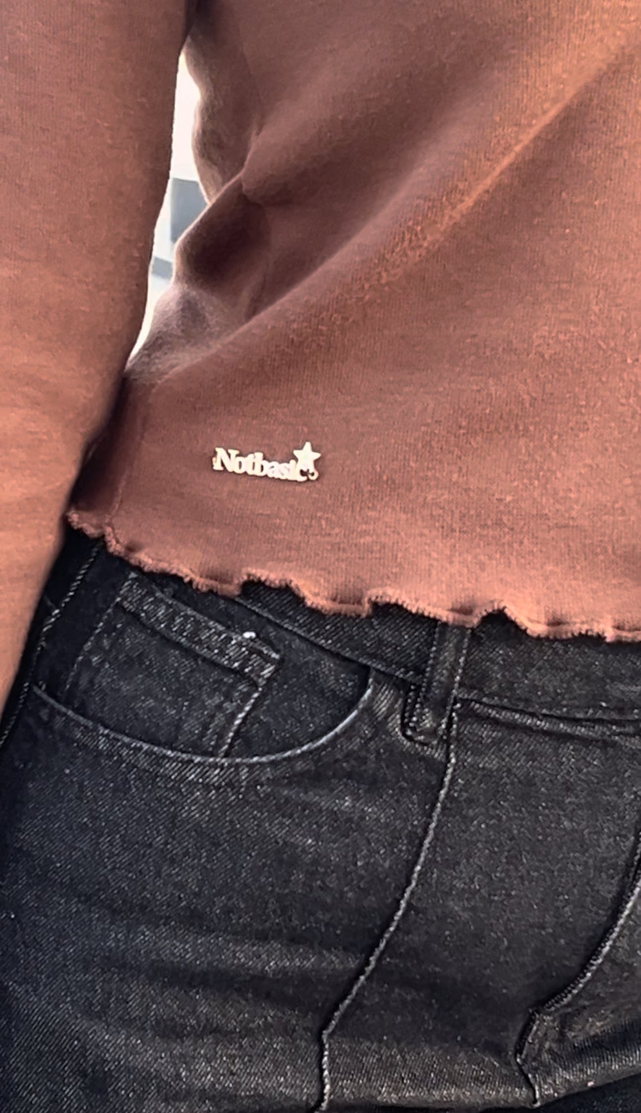 Off-shoulder Ruffled knit top